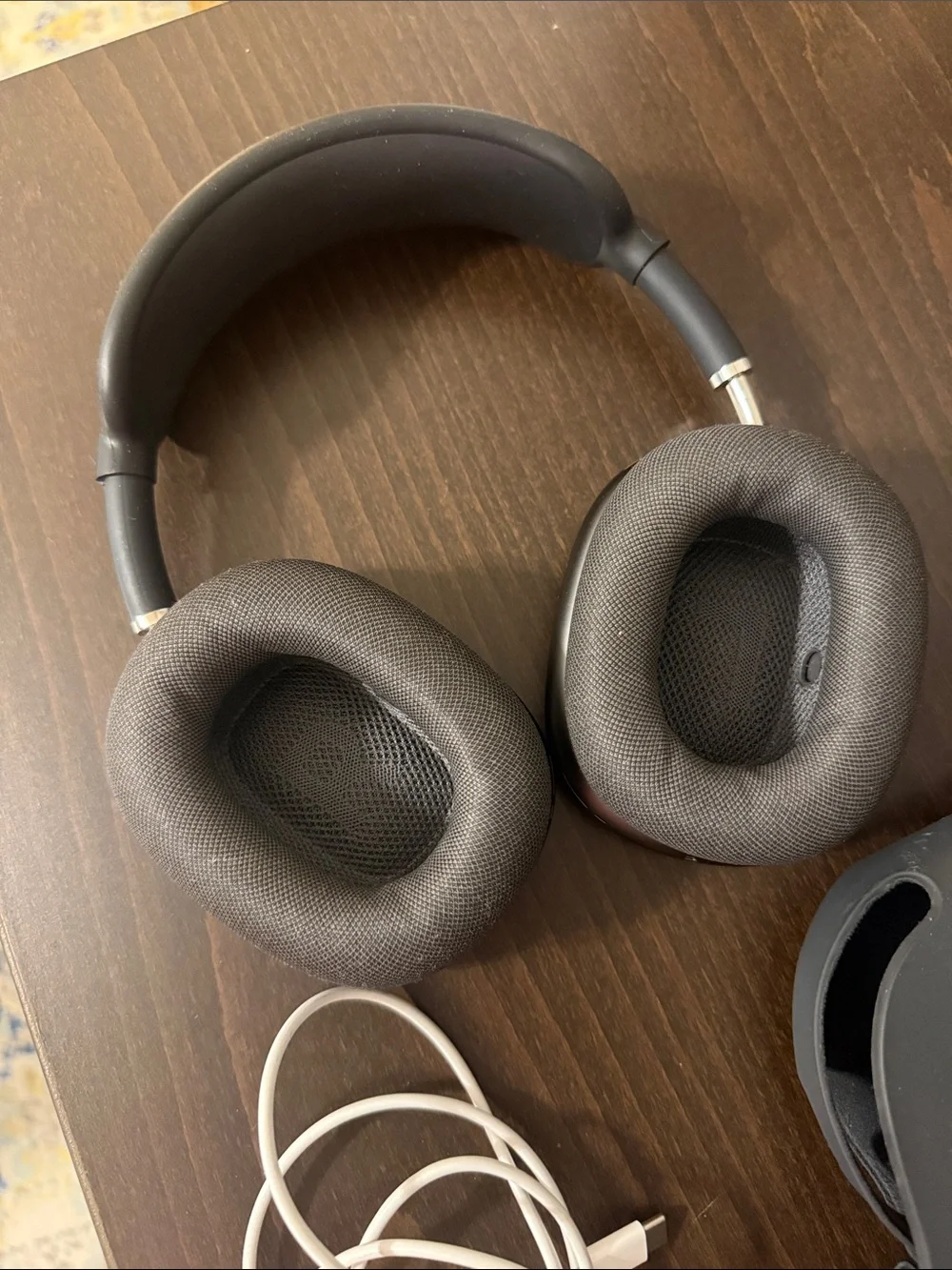 Apple AirPods Max in Space Gray with Black Headband